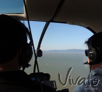 T�xi a�reo exclusivo Curitiba Blumenau. 30 min de voo Jet Ranger com conforto, rapidez e exclusividade 